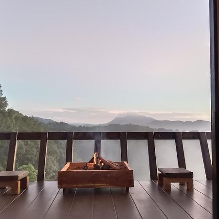 ไร่นิธิสุนทร Nithisoonthon Farmstay Mae Hong Son Esterno foto