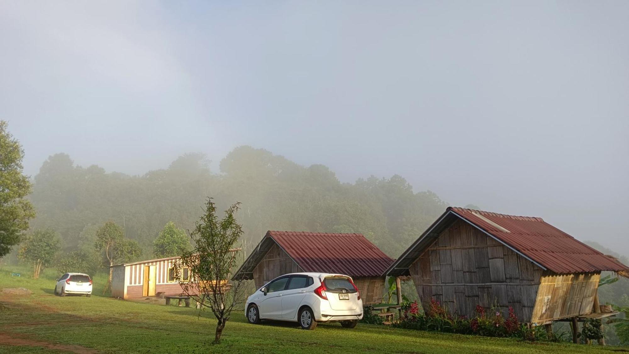 ไร่นิธิสุนทร Nithisoonthon Farmstay Mae Hong Son Esterno foto