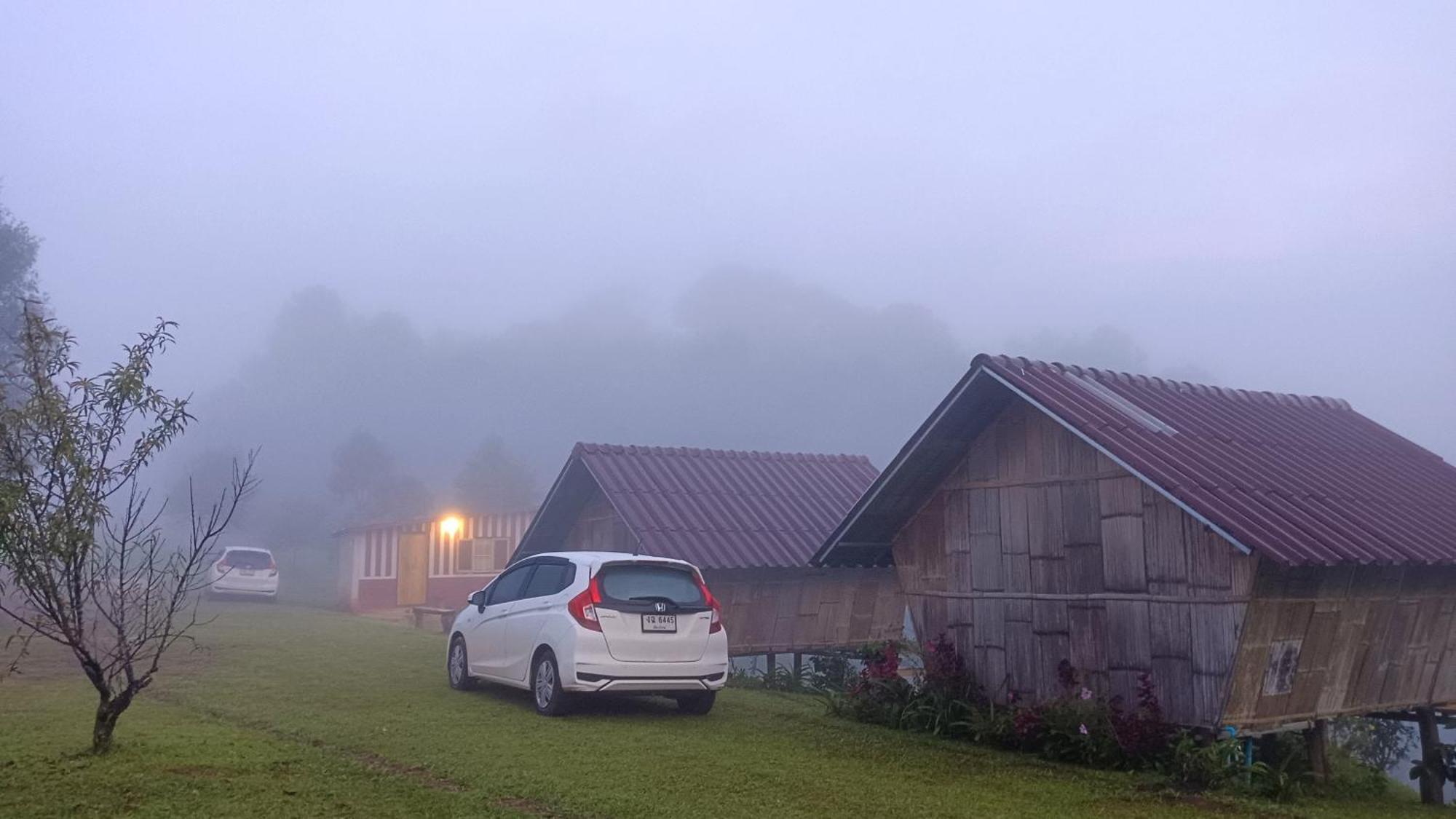 ไร่นิธิสุนทร Nithisoonthon Farmstay Mae Hong Son Esterno foto