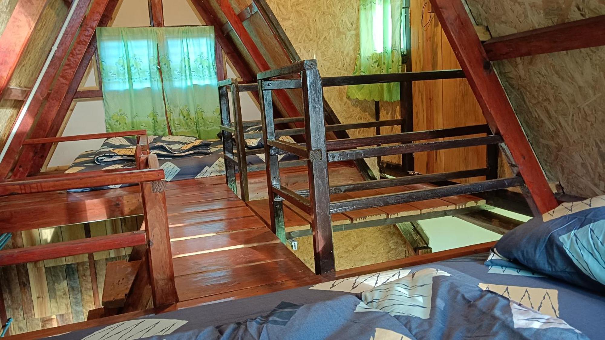 ไร่นิธิสุนทร Nithisoonthon Farmstay Mae Hong Son Esterno foto