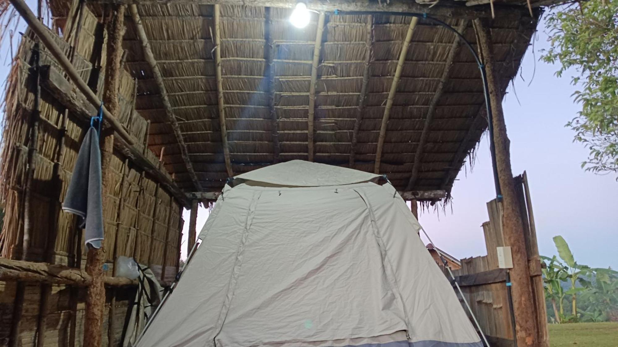 ไร่นิธิสุนทร Nithisoonthon Farmstay Mae Hong Son Esterno foto